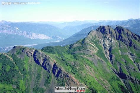 夢到山|梦见山是什么意思预兆